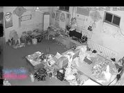 嫩妹逼毛还没长出来还有书画大师跟自己肥逼老婆在床上做爱