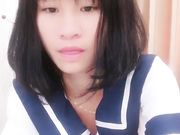 妹子自摸奶子逼逼自慰秀 学生制服跳蛋塞逼翘着屁股