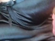 美乳少婦穿著爆乳色誘房東抵租金