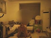 对白淫荡精彩独守空房的露脸丰满人妻去她家里操她