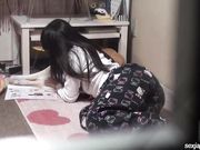 妹子在闺房寂寞来欲望了自慰骚逼高潮颤抖