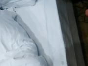 潜规则月入几万元的坐台小姐边打电话边被干