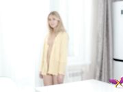 黄衣高挑精致美女身材很好又白又嫩挡不住性奋啪啪插入