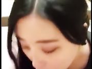 国外自拍视频售卖网站最新流出漂亮华裔美眉跪着吃大洋屌