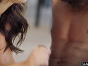 最美翘臀女神啪啪让人肾虚的尤物作品 高颜值黑丝嫩穴挡不住冲动