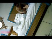 龙哥三亚旅行时电召兼职导游吹箫舔蛋干得大声浪叫