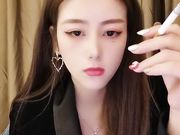 露逼自摸和炮友双人啪啪，后入性感大屁股呻吟娇喘