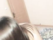 颜值不错少妇被两大汉3P啪啪，69互舔口交上位骑乘抽插