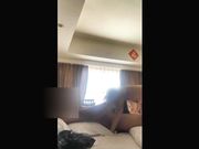 各种体位肏身材纤细大美腿院系女神学妹床上搞到地板上娇喘呻吟