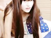 淫荡美女和炮友啪啪直播还是个无毛馒头逼