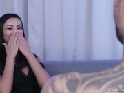 屁眼里没有水用舌头弄湿了插进去