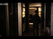 少妇寂寞难耐洗澡时被司机偷看后竟直接把他叫进来吃鸡巴啪啪