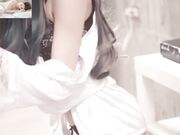 极品美女勾引外卖小哥进屋爱爱 滑嫩肉体美腿色诱