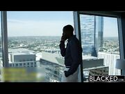 这样的性爱啪啪太爽了先是按摩最后再吸允操穴真的是很会享受.