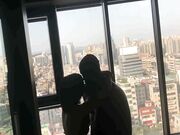 黑超大屌猛男留学生A1D先生与X大漂亮女伴读性爱