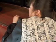 有点卡哇咦的妹妹待候大吊哥先口再用道具自蔚，后插嫩肉逼