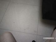 狗爷棋牌宾馆嫖妓刚出来混的黑丝小美眉嫌狗爷干的时间长说他什么招式都试了