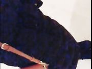 剧情演绎外表清纯可爱美女下班回家天气很冷钥匙忘带暂时到邻居单男家休息聊天挑逗客厅沙发上打炮对白精彩