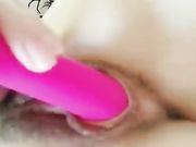 長相甜美可與鹿少女媲美的網紅美少女小青蛙大尺度自拍