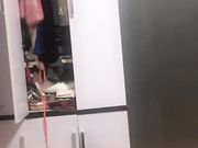 长得漂亮身材也好的美女主播爱灬小酒窝长睫毛逼毛没几根 肛塞插屁眼 夹子夹乳头