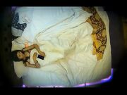 酒店屋顶有针孔摄像头偷拍激情开房做爱的小情侣