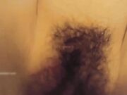 美女在酒吧喝酒被酒保下药 带到包房想怎么玩就怎么玩