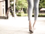 国产AV剧情一场英雄救美邂逅的爵士女郎