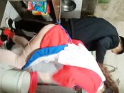 工友外出不在和他在厨房正在做饭的骚老婆搞起