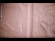 光头大叔城中村里嫖野鸡偷拍过程