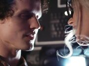 淫荡研究员的大屁股坐上Robyb的大丁丁